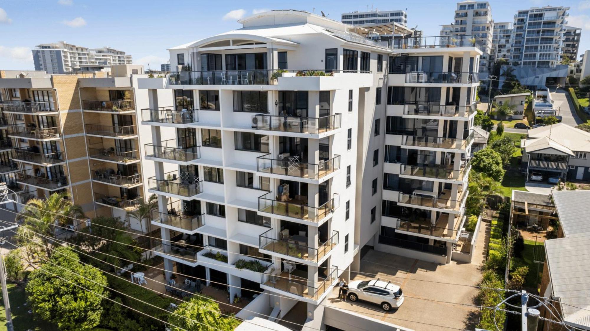 كالوندرا Kings Row Apartments المظهر الخارجي الصورة